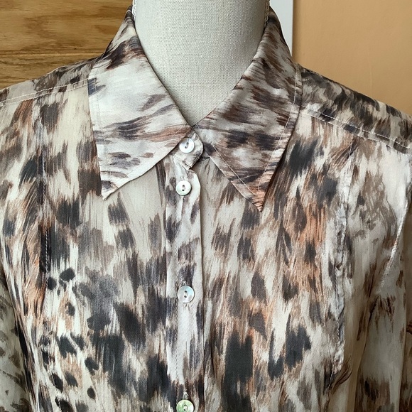 VINTAGE Silk Chiffon Animal Print Blouse Size M - Picture 5 of 13